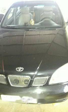 Cần bán lại xe Daewoo Lacetti sản xuất 2004, màu đen, giá 170tr