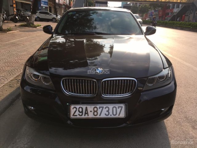 Bán ô tô BMW 320i đời 2011 màu đen, xe nhập khẩu nguyên bản