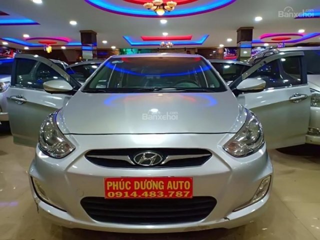 Ô Tô Phúc Dương bán xe Hyundai Accent 2012 - màu bạc - đi 53.000km
