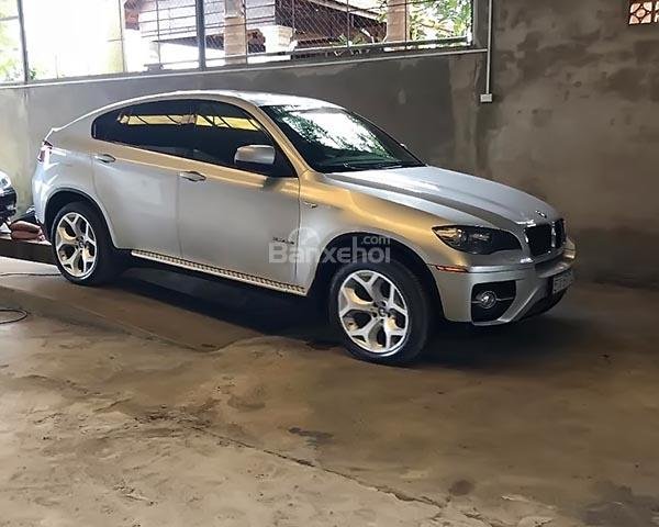 Bán BMW X6 Full kịch đồ, 4 cửa hít cốp hít, 12 loa siêu trầm, nội thất da zin