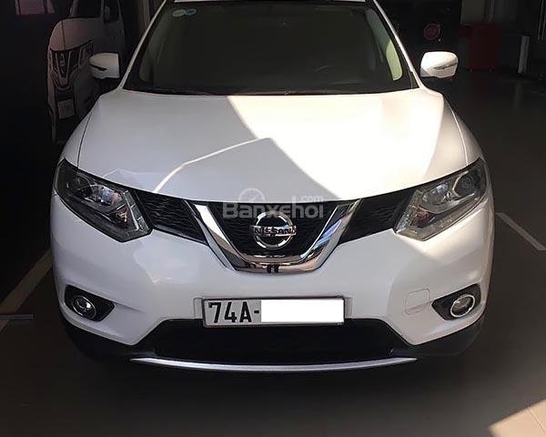 Bán Nissan X trail 2.5 SV 4WD đời 2016, màu trắng, 909tr0