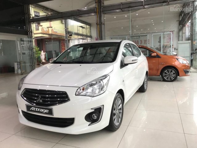 Chương trình Mitsubishi Attrage MT Eco đời 2018, màu trắng, nhập khẩu nguyên chiếc