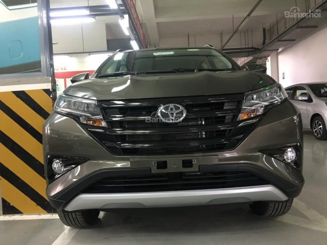 Bán xe Toyota Rush 1.5AT 2018, màu nâu đồng, xe nhập, 668 triệu