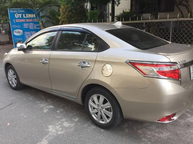 Cần bán xe Toyota Vios năm 2015, xe zin nguyên chiếc vô đủ đồ