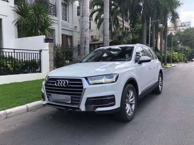 Cần bán Audi Q7 đời 2017, màu trắng, xe nhập xe gia đình