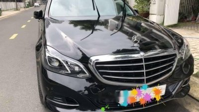 Bán ô tô Mercedes E200 năm 2014, màu đen