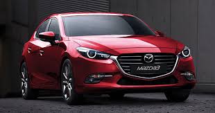 Mazda 3 1.5 FL, Mazda Long Biên ưu đãi lớn tiền mặt và pk tháng 10, giao xe ngay - LH 0904 089 085