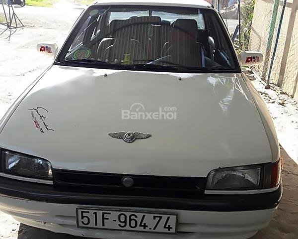 Bán Mazda 323F 1995, màu trắng, nhập khẩu0