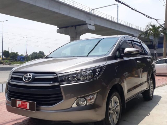 Cần bán xe Toyota Innova 2.0G AT năm 2017