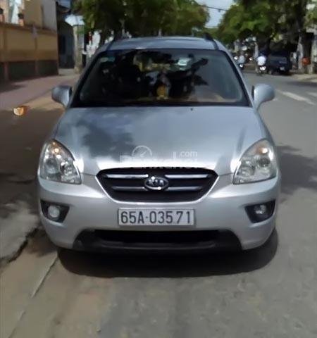 Cần bán Kia Carens LX 1.6 MT đời 2011, màu bạc số sàn giá cạnh tranh