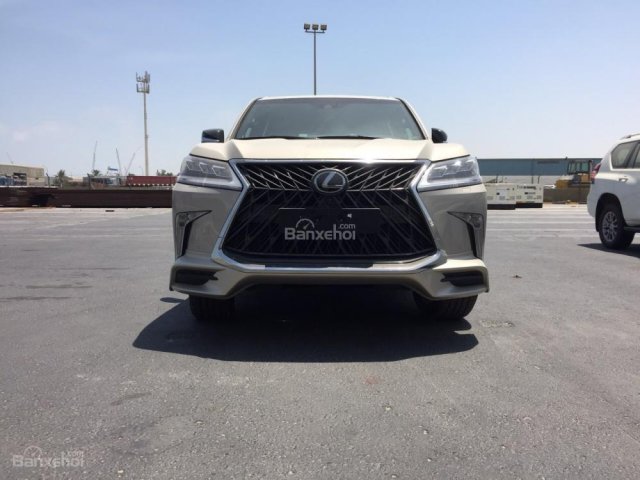 Bán Lexus LX570 Super Sport S cát vàng, model 2019, mới 100%, xe nhập Trung Đông