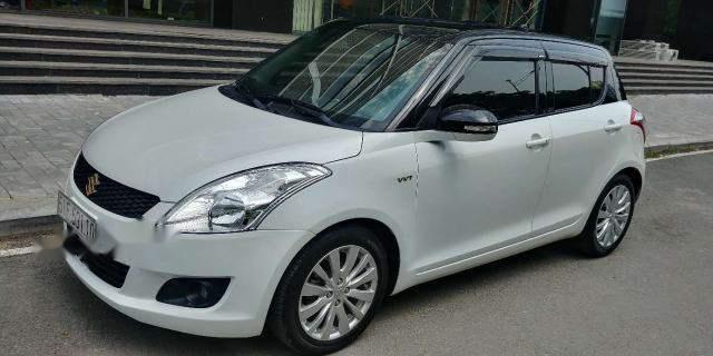 Bán Suzuki Swift AT năm sản xuất 2015, màu trắng