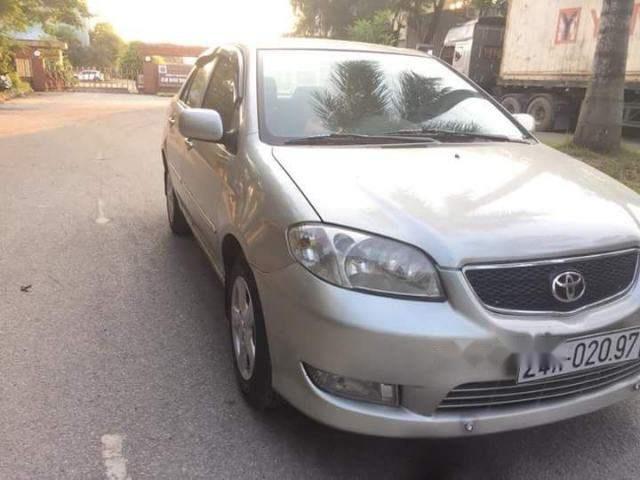 Bán Toyota Vios năm sản xuất 2005, màu bạc0