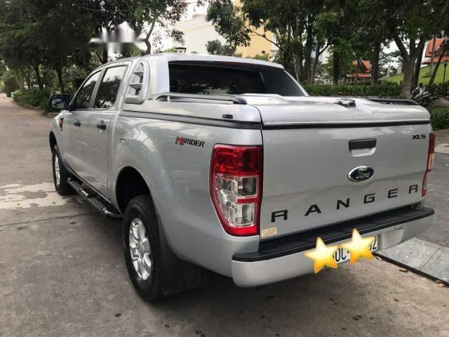 Cần bán Ford Ranger XLS AT 2014, màu bạc