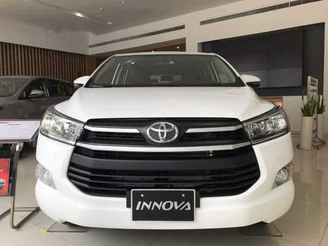 Bán Toyota Innova sản xuất năm 2018, màu trắng, 718 triệu