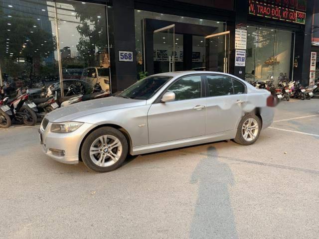 Bán BMW 3 Series 320i đời 2009, màu bạc, xe nhập