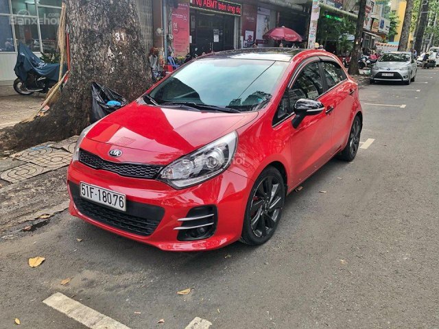 Bán xe Kia Rio nhập khẩu, màu đỏ, đời 2015, trả trước 170 triệu nhận xe ngay