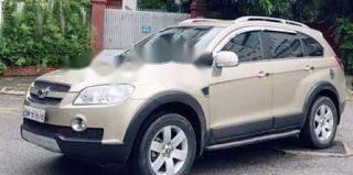 Cần bán xe Chevrolet Captiva sản xuất năm 2009, màu vàng số tự động, giá tốt