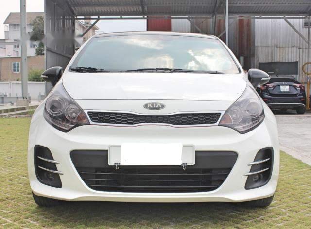 Cần bán Kia Rio 1.4AT đời 2015, màu trắng, 509 triệu