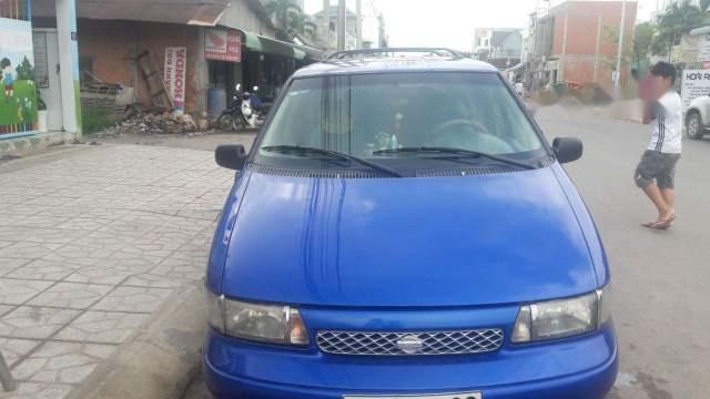 Cần bán xe Nissan Quest năm 1995, màu xanh lam, xe nhập, 125 triệu