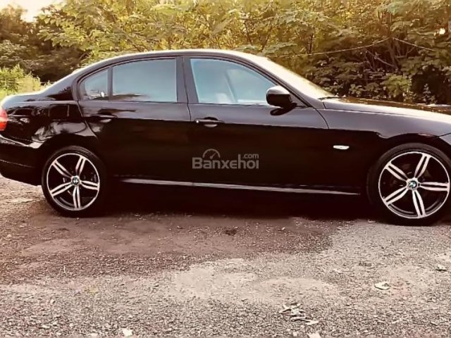 Bán ô tô cũ BMW 3 Series 320 i 2009, màu đen 