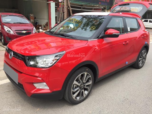 Bán Ssangyong Tivoli 2017 màu đỏ