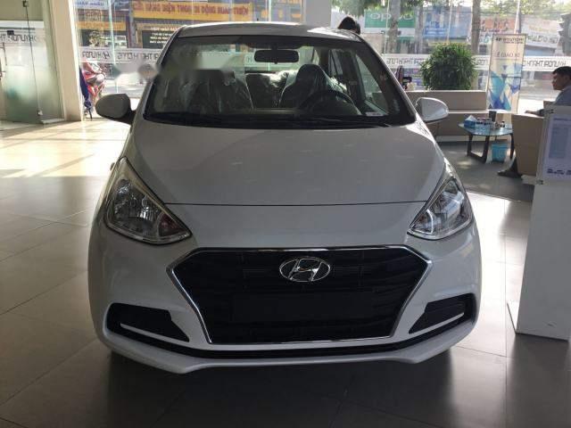 Cần bán Hyundai Grand i10 năm sản xuất 2018, màu trắng, 350tr