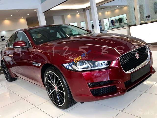 Bán Jaguar XE Portfolio - Red - Tặng trước bạ - Giao ngay 09322222530