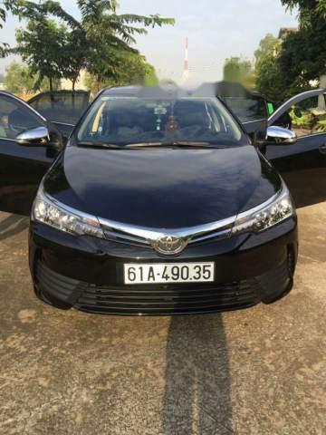 Bán xe Toyota Corolla altis đời 2018, màu đen, 680 triệu