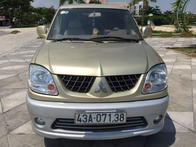 Cần bán lại xe Mitsubishi Jolie 2.0 năm 2004, màu vàng còn mới, giá 165tr