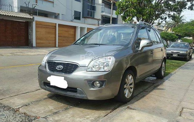 Bán xe Kia Carens 2011, số tự động full option, màu xám lông chuột