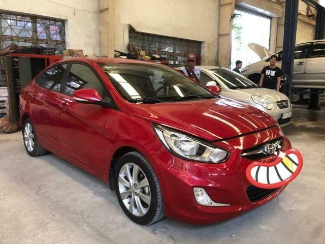 Cần bán Hyundai Accent đời 2015, màu đỏ, 349tr0