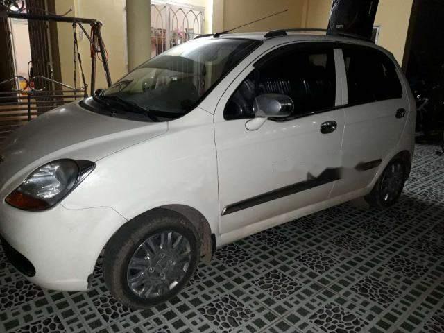 Bán xe Chevrolet Spark đời 2009, màu trắng chính chủ, giá tốt