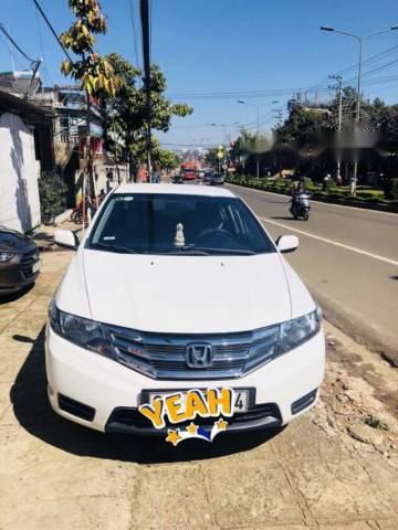 Cần bán lại xe Honda City 2013, màu trắng, đã qua sử dụng