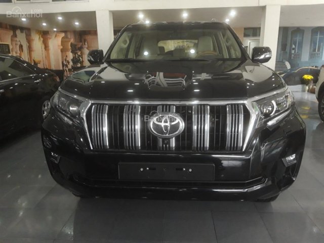 Bán ô tô Toyota Prado 4.0 sản xuất 2018, màu đen, nhập khẩu nguyên chiếc, mới 100%