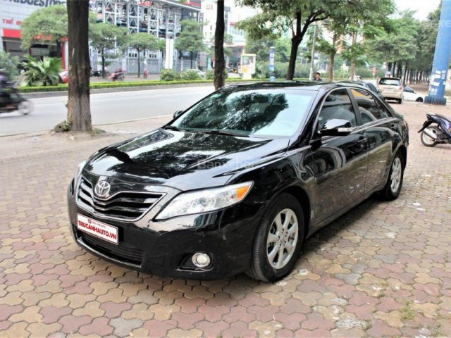 Bán Toyota Camry đời 2010, màu đen, nhập khẩu