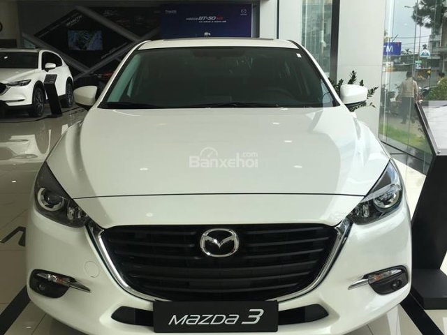 Bán xe Mazda 3 2018, màu trắng, 659 triệu0