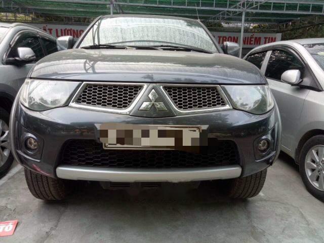 Cần bán Mitsubishi Triton sản xuất năm 2011 giá cạnh tranh