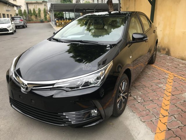 Bán ô tô Toyota Corolla Altis sản xuất 2018 màu kem, 791 triệu