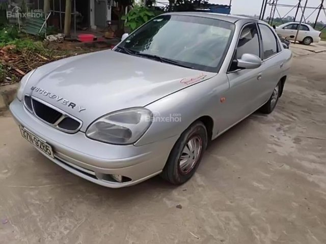 Bán ô tô Daewoo Nubira năm sản xuất 2002, màu bạc xe gia đình