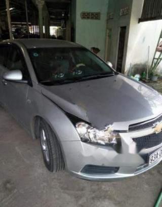 Bán Chevrolet Cruze LS 1.6 MT 2011, màu bạc