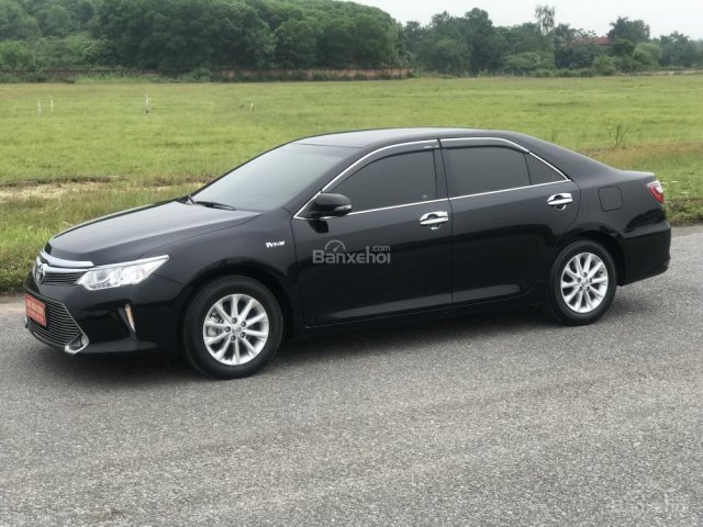 Bán ô tô Toyota Camry 2.0E sản xuất 2016, màu đen