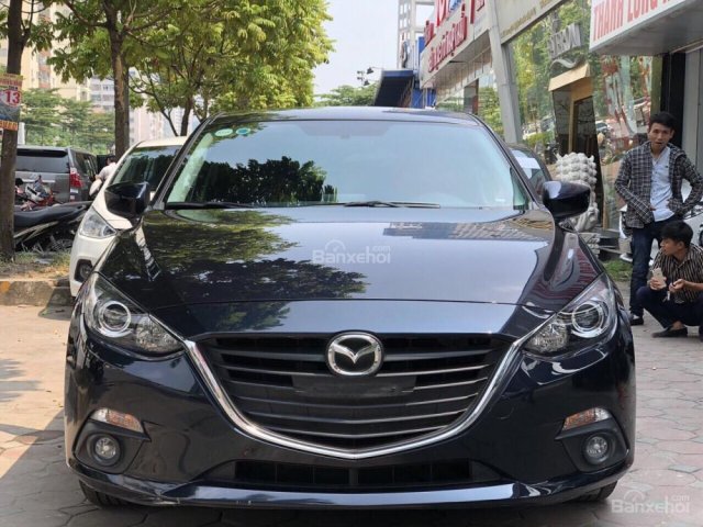 Cần bán gấp Mazda 3 hatchback sản xuất 2016 màu xanh, 639 triệu