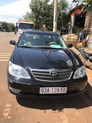 Cần bán lại xe Toyota Camry 2005, màu đen