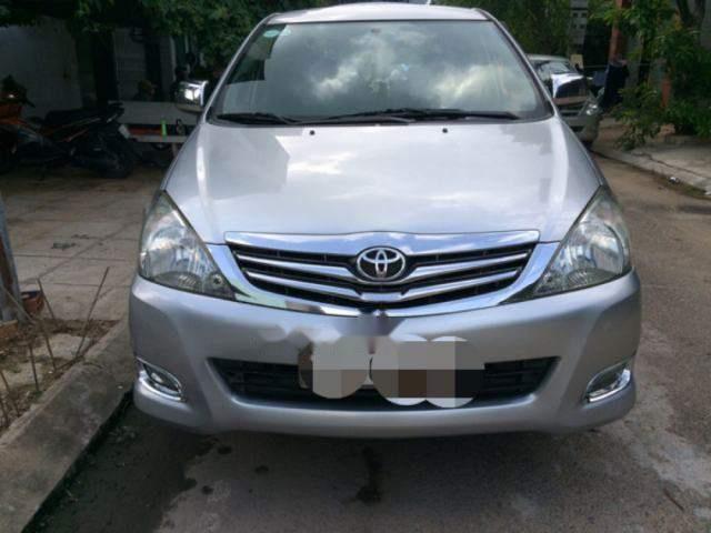 Bán ô tô Toyota Innova G sản xuất năm 2010, màu bạc  