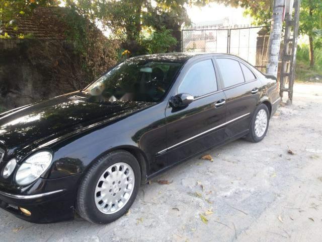 Bán Mercedes sản xuất 2002, màu đen, nhập khẩu, 245tr0