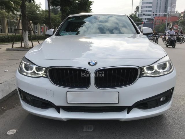 Cần bán BMW 3 Series 320i GT Sport đời 2013, màu trắng, nhập khẩu