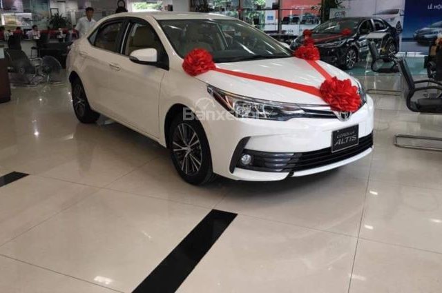 Bán xe Toyota Corolla Altis 2018, xe đủ màu, giao ngay, giá KM hấp dẫn tháng 10,11