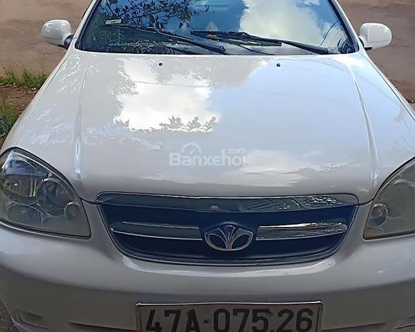 Bán ô tô Daewoo Lacetti đời 2009, màu trắng, xe đẹp