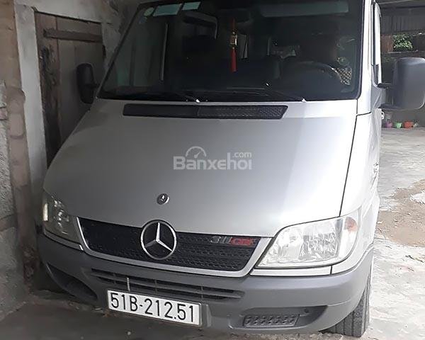 Cần bán Mercedes Business 311 2009, màu bạc, giá chỉ 387 triệu